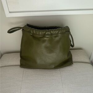 Soeur Green Clutch